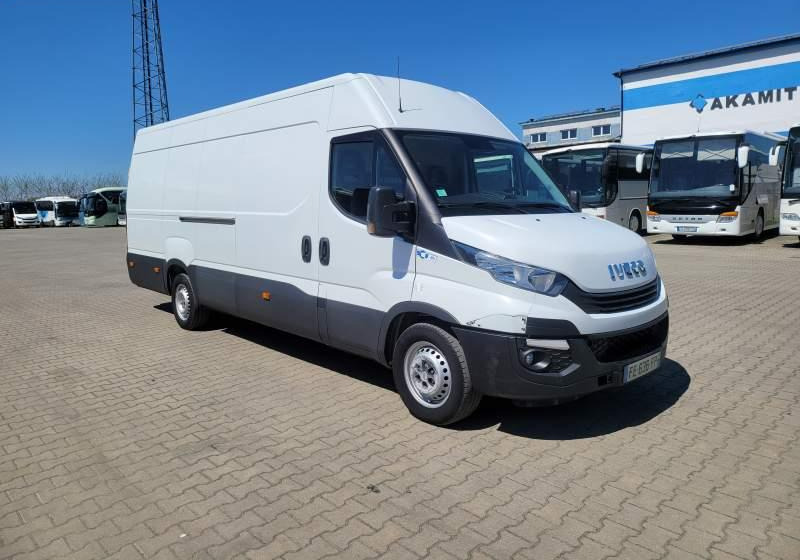 Iveco DAILY 35-140 / SPROWADZONY Z FRANCJI / TEMPOMAT - Furgone chiuso: foto 4 Iveco DAILY 35-140 / SPROWADZONY Z FRANCJI / TEMPOMAT - Furgone chiuso: foto 4