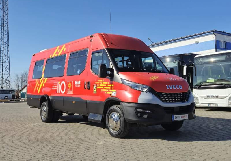 Iveco DAILY 65C18/SPROWADZONE/23 MIEJSCA/KLIM/WINDA - Minibus, Pulmino: foto 4 Iveco DAILY 65C18/SPROWADZONE/23 MIEJSCA/KLIM/WINDA - Minibus, Pulmino: foto 4