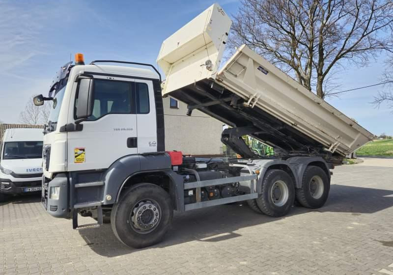 MAN TGS 26.360 / 2 STRONNA WYWROTKA/ EURO 6 - Autocarro ribaltabile: foto 4 MAN TGS 26.360 / 2 STRONNA WYWROTKA/ EURO 6 - Autocarro ribaltabile: foto 4