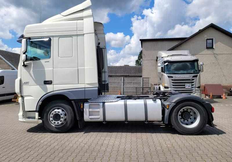DAF XF510 SPACE CAB / SPROWADZONY / MANUAL / RETARDER - Trattore stradale: foto 5 DAF XF510 SPACE CAB / SPROWADZONY / MANUAL / RETARDER - Trattore stradale: foto 5