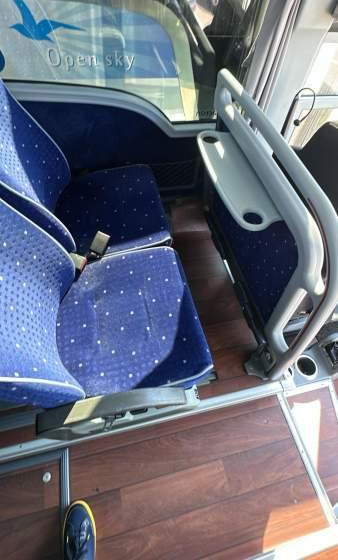 VanHool TX15 ACRON/ SPROWADZONY / MANUAL / EEV - Pullman: foto 3 VanHool TX15 ACRON/ SPROWADZONY / MANUAL / EEV - Pullman: foto 3