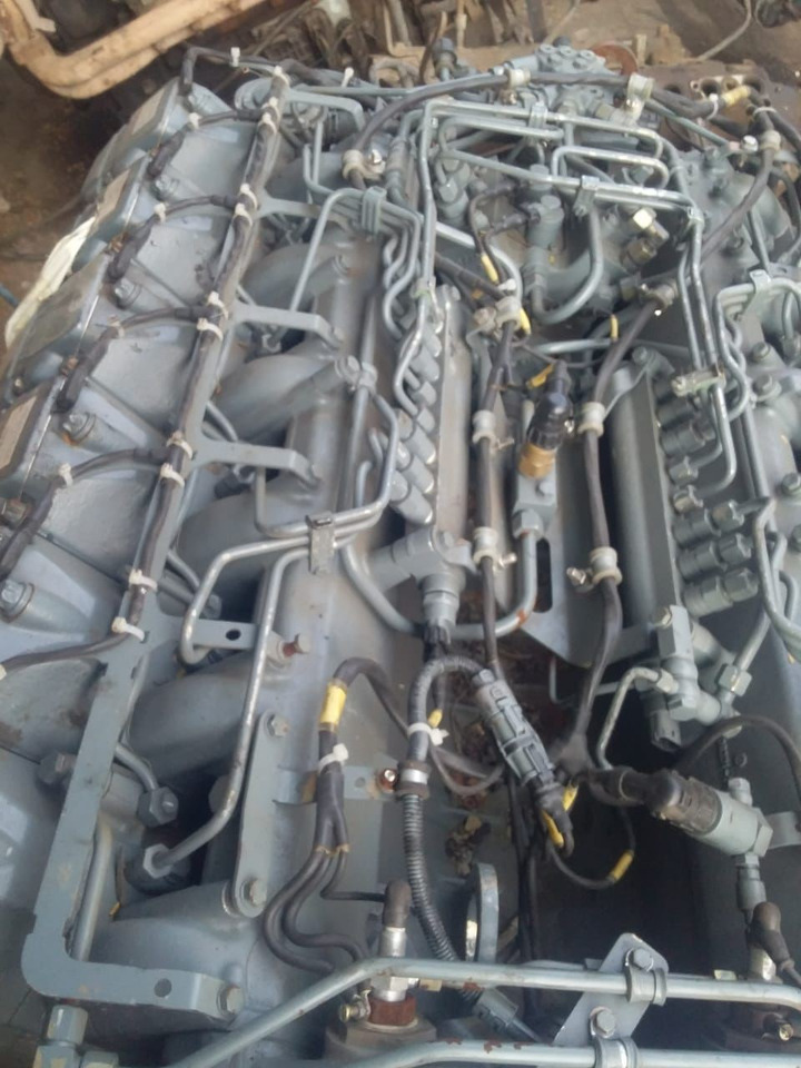MAN MAN marine V12 engine, 12 cylinder D2842LE620, D2842 type, D2842LE, D2842LE100, D2842LE200, D2842LE101, D2842LE201, D2842LE202, D2842LE203, D2842LE211, D2842LE212, D2842LE213, D2842LE102, D2842LE103, - Motore per Camion: foto 2 MAN MAN marine V12 engine, 12 cylinder D2842LE620, D2842 type, D2842LE, D2842LE100, D2842LE200, D2842LE101, D2842LE201, D2842LE202, D2842LE203, D2842LE211, D2842LE212, D2842LE213, D2842LE102, D2842LE103, - Motore per Camion: foto 2