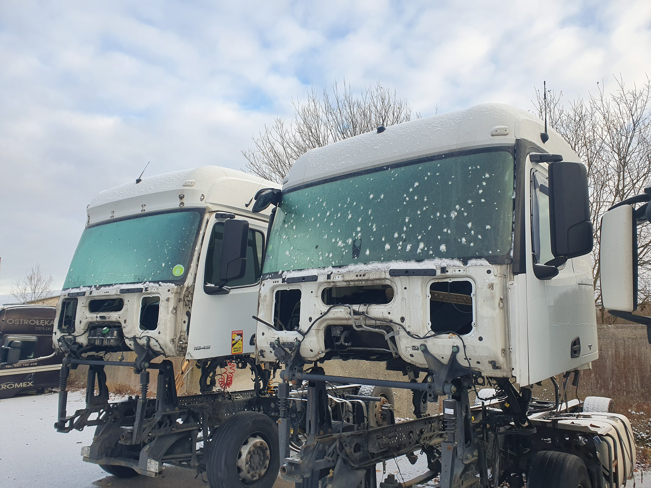 MERCEDES-BENZ Mercedes Benz Actors MP4 EURO6 cab body cabin L-cab BIG SPACE, STREAM SPACE type 0006000101, 0006001005, 9606101017, 9606102505, 9606102705, 9606103355, 9606103455, 9606103725, 9606160966, 9606160866 - Cabina per Camion: foto 2 MERCEDES-BENZ Mercedes Benz Actors MP4 EURO6 cab body cabin L-cab BIG SPACE, STREAM SPACE type 0006000101, 0006001005, 9606101017, 9606102505, 9606102705, 9606103355, 9606103455, 9606103725, 9606160966, 9606160866 - Cabina per Camion: foto 2