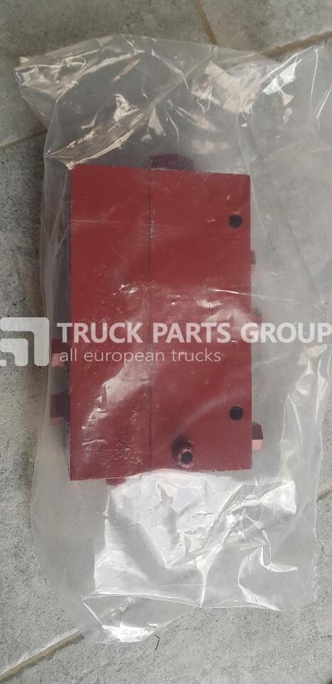 MAN F2000 valve block 82.47103-6003, ZF7763900101, 82471036003/ZF, 7763900105 - Ricambi per Camion: foto 1 MAN F2000 valve block 82.47103-6003, ZF7763900101, 82471036003/ZF, 7763900105 - Ricambi per Camion: foto 1