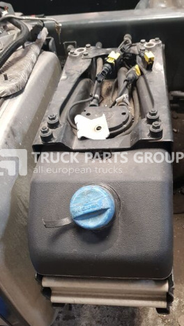 SCANIA AD blue fuel tank, EURO 6, EURO6 emission AdBlue tank - Serbatoio per AdBlue per Camion: foto 1 SCANIA AD blue fuel tank, EURO 6, EURO6 emission AdBlue tank - Serbatoio per AdBlue per Camion: foto 1