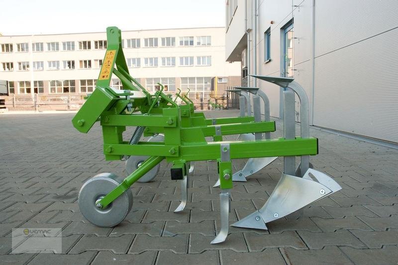 BOMET Kartoffelhäufler Jäthacke-Häufler Bomet P475 inkl. Striegel - Macchina per patate: foto 2 BOMET Kartoffelhäufler Jäthacke-Häufler Bomet P475 inkl. Striegel - Macchina per patate: foto 2