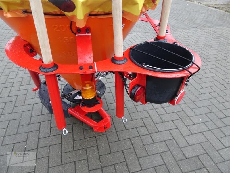 Dexwal 300L Kommunal Streuer Salzstreuer Trichterstreuer NEU - Spargisale: foto 3 Dexwal 300L Kommunal Streuer Salzstreuer Trichterstreuer NEU - Spargisale: foto 3