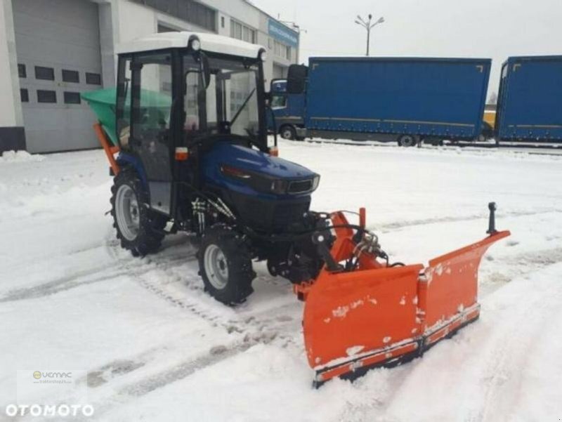 Farmtrac Farmtrac 26 26PS Hydrostat Winterdienst Schneeschild Streuer NEU - Trattore comunale: foto 1 Farmtrac Farmtrac 26 26PS Hydrostat Winterdienst Schneeschild Streuer NEU - Trattore comunale: foto 1