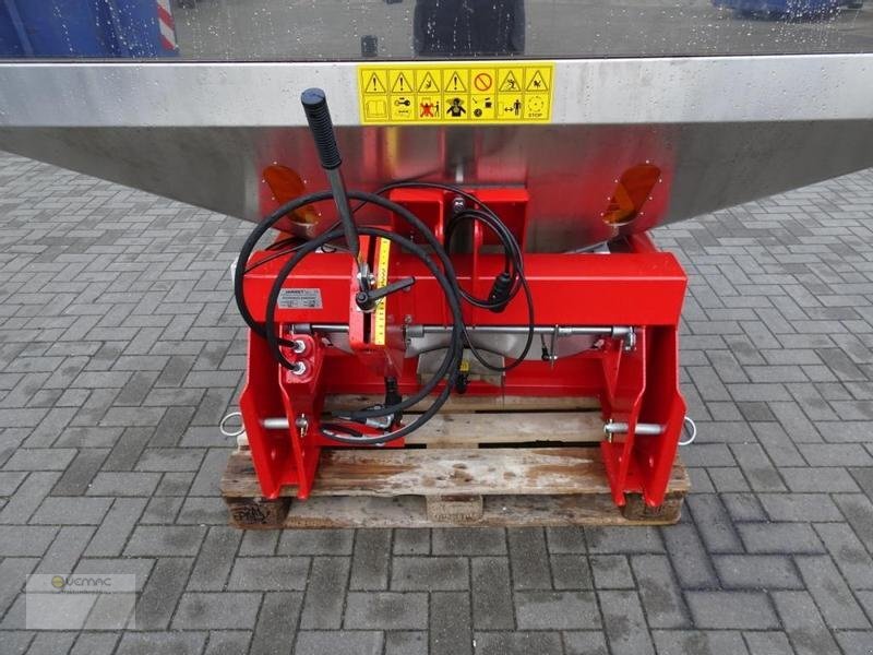 Vemac Zweischeibenstreuer 2000KG Streuer Winterdienst Traktor NEU - Spandiconcime: foto 5 Vemac Zweischeibenstreuer 2000KG Streuer Winterdienst Traktor NEU - Spandiconcime: foto 5