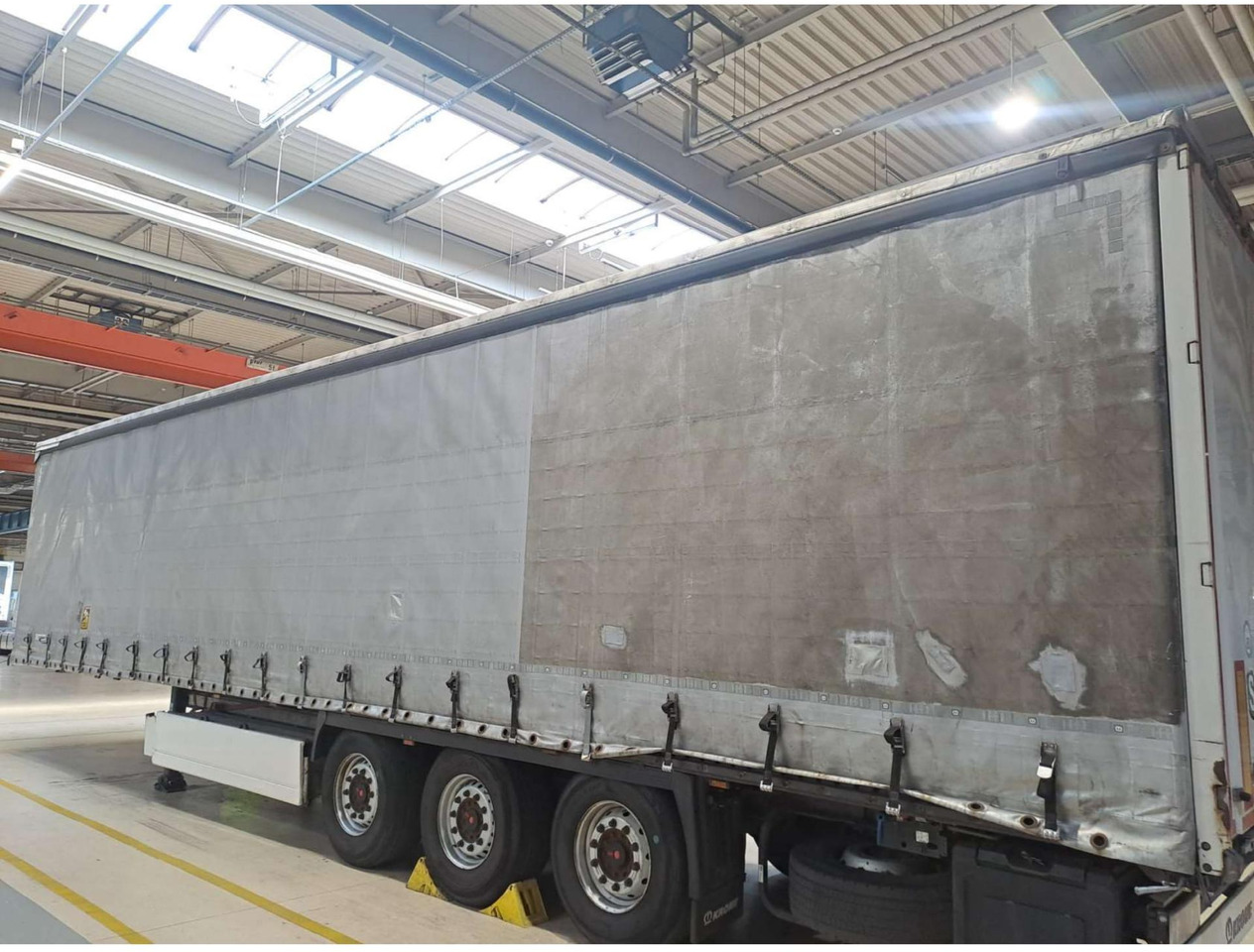 2018 Krone SDP Profi Liner Standard Lifting Axle - Semirimorchio centinato: foto 3 2018 Krone SDP Profi Liner Standard Lifting Axle - Semirimorchio centinato: foto 3