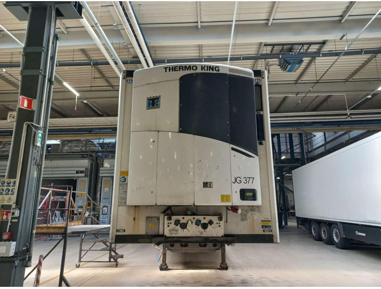 2018 Krone SDR Double Deck Cool Liner FP45 ThermoKing SLXi 300 Lifting Axle - Semirimorchio frigorifero: foto 4 2018 Krone SDR Double Deck Cool Liner FP45 ThermoKing SLXi 300 Lifting Axle - Semirimorchio frigorifero: foto 4