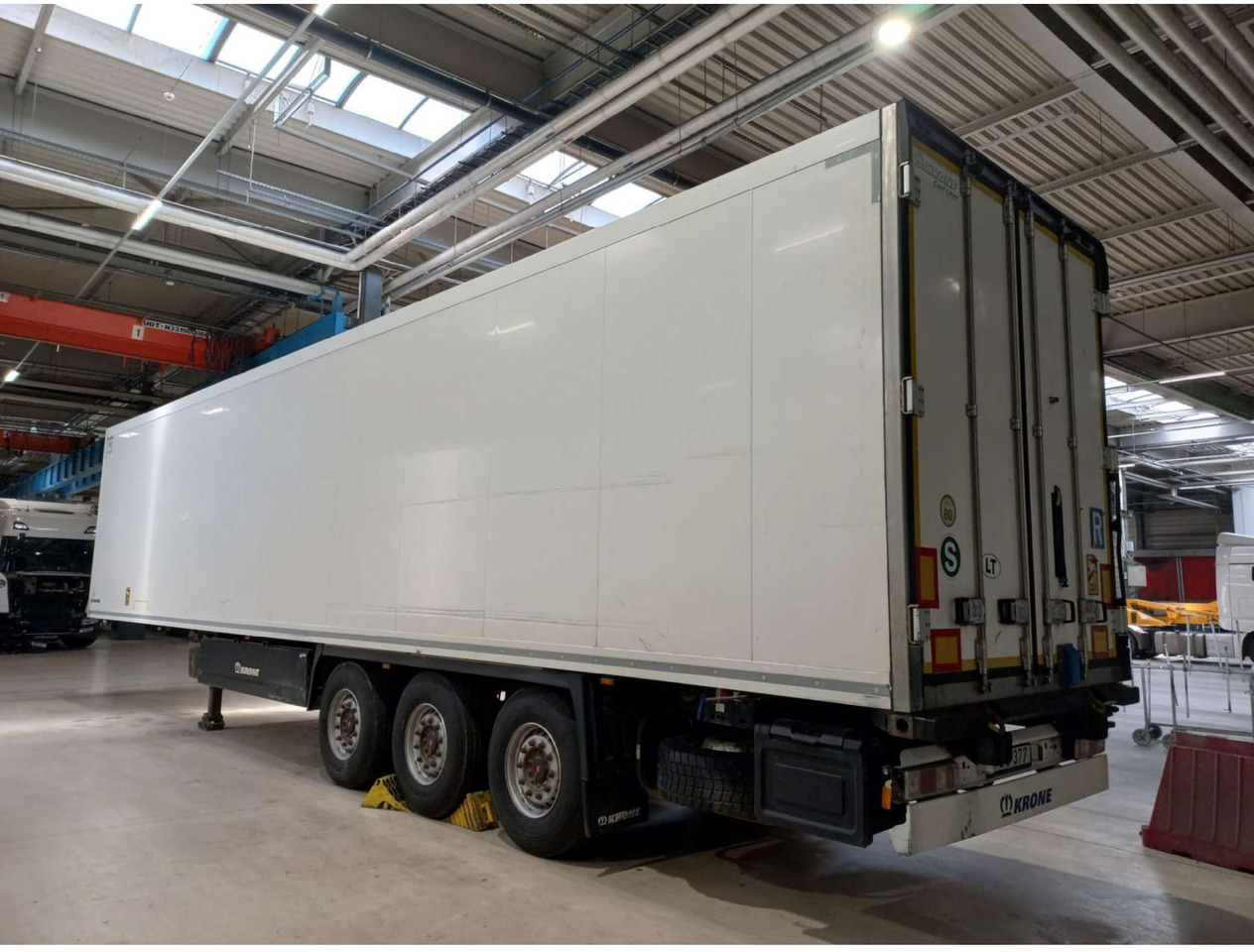 2018 Krone SDR Double Deck Cool Liner FP45 ThermoKing SLXi 300 Lifting Axle - Semirimorchio frigorifero: foto 5 2018 Krone SDR Double Deck Cool Liner FP45 ThermoKing SLXi 300 Lifting Axle - Semirimorchio frigorifero: foto 5
