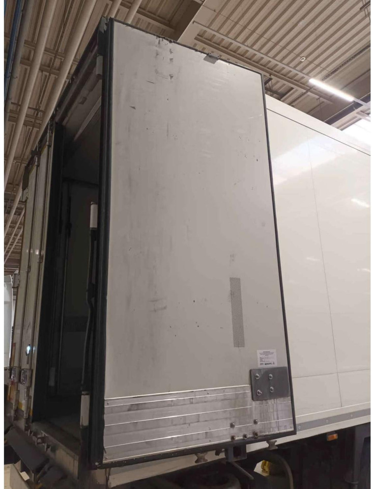 2018 Krone SDR Double Deck Cool Liner FP45 ThermoKing SLXi 300 Lifting Axle - Semirimorchio frigorifero: foto 5 2018 Krone SDR Double Deck Cool Liner FP45 ThermoKing SLXi 300 Lifting Axle - Semirimorchio frigorifero: foto 5