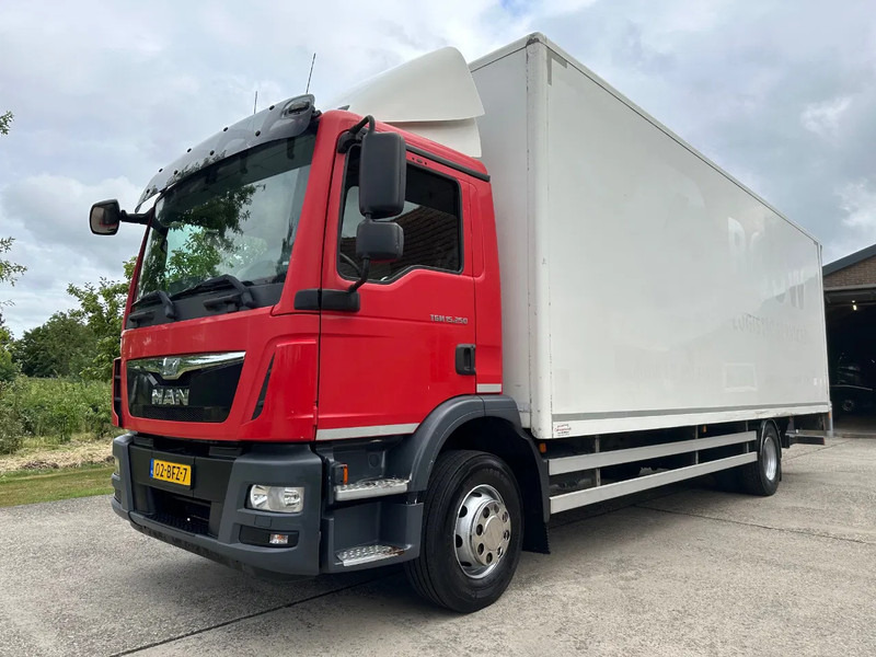 MAN TGM 15.250 / NL TRUCK / EURO 6 / NEW TYRES / NEW TACHO!! / BOX + LOADLIFT 2t - Autocarro furgonato: foto 1 MAN TGM 15.250 / NL TRUCK / EURO 6 / NEW TYRES / NEW TACHO!! / BOX + LOADLIFT 2t - Autocarro furgonato: foto 1