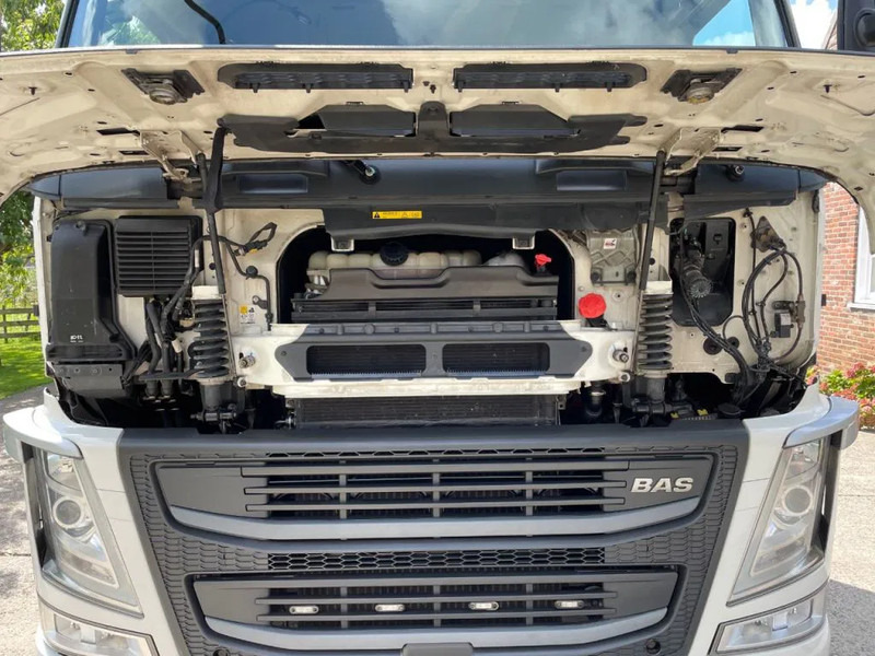 Volvo FM 460 EURO 6 / TOP!! / NL TRUCK / GLOBETROTTER / SAFETY SYSTEMS - Trattore stradale: foto 3 Volvo FM 460 EURO 6 / TOP!! / NL TRUCK / GLOBETROTTER / SAFETY SYSTEMS - Trattore stradale: foto 3