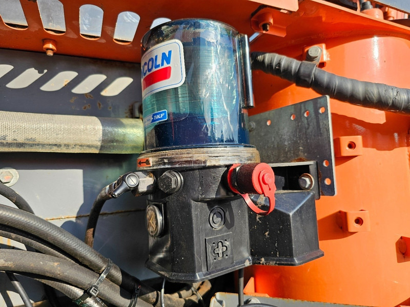 Escavatore cingolato Hitachi ZX130LCN-6: foto 17
