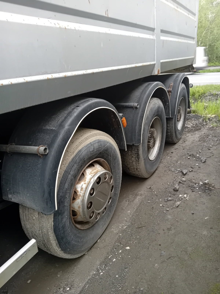 Sisu E18 630 - Autocarro ribaltabile: foto 5 Sisu E18 630 - Autocarro ribaltabile: foto 5