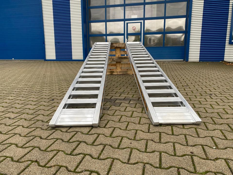 Alurampen Satz 3,50M 2000KG Minibagger Minilader Quad Auffahrrampe *INKL.19% MWST* - Rampa di carico: foto 3 Alurampen Satz 3,50M 2000KG Minibagger Minilader Quad Auffahrrampe *INKL.19% MWST* - Rampa di carico: foto 3