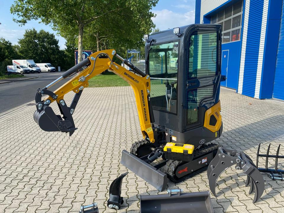 Minibagger BK1250KJSR inkl. kleinem Zubehörpaket *INKL.19% MWST*BERGER KRAUS*KUBOTA* VERSTELLFAHRWERK*SOFORT!* - Miniescavatore: foto 4 Minibagger BK1250KJSR inkl. kleinem Zubehörpaket *INKL.19% MWST*BERGER KRAUS*KUBOTA* VERSTELLFAHRWERK*SOFORT!* - Miniescavatore: foto 4