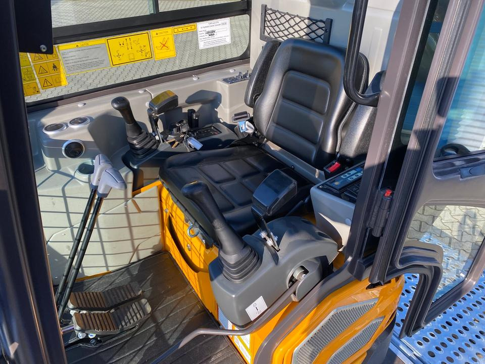 Miniescavatore, Rimorchio Minibagger BK2000NKSR + Tieflader + Zubehör *INKL.19% MWST*BERGER KRAUS*KUBOTA* KLIMA*SCHWENKARM*VERSTELLFAHRWERK*: foto 12