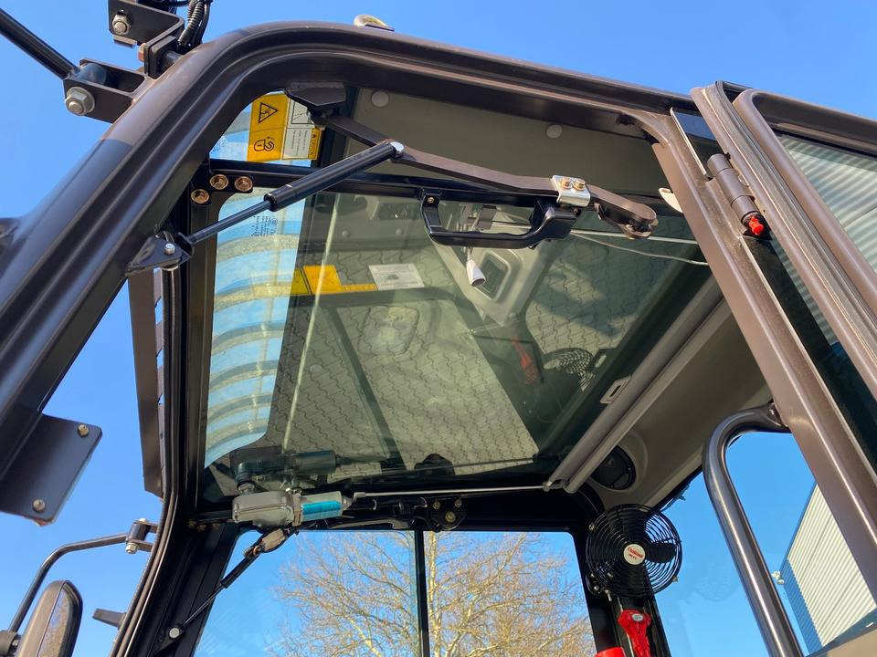 Miniescavatore, Rimorchio Minibagger BK2000NKSR + Tieflader + Zubehör *INKL.19% MWST*BERGER KRAUS*KUBOTA* KLIMA*SCHWENKARM*VERSTELLFAHRWERK*: foto 13