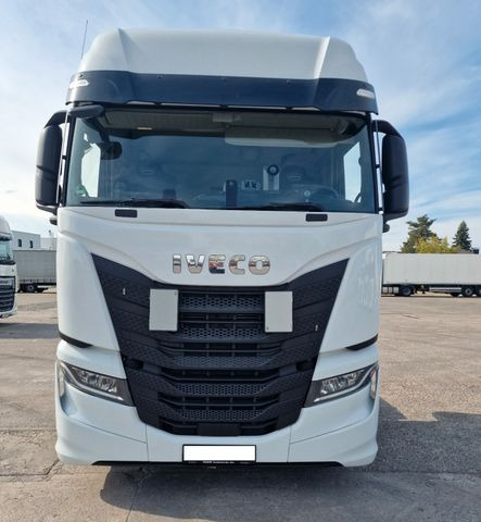 Iveco AS440ST*LNG*Standard*2022*2 Tanks - Trattore stradale: foto 1 Iveco AS440ST*LNG*Standard*2022*2 Tanks - Trattore stradale: foto 1