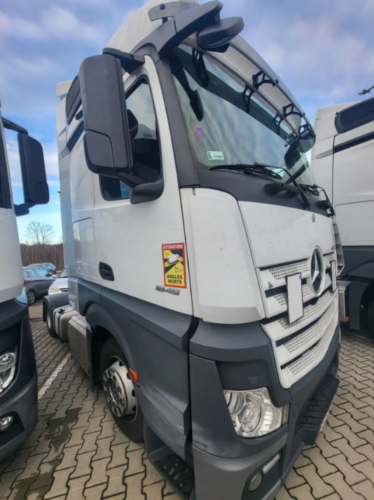 Mercedes-Benz ACTROS 1845 mega  WDF - Trattore stradale: foto 1 Mercedes-Benz ACTROS 1845 mega  WDF - Trattore stradale: foto 1