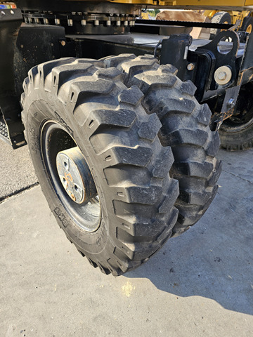 Escavatore gommato CATERPILLAR M318F: foto 18