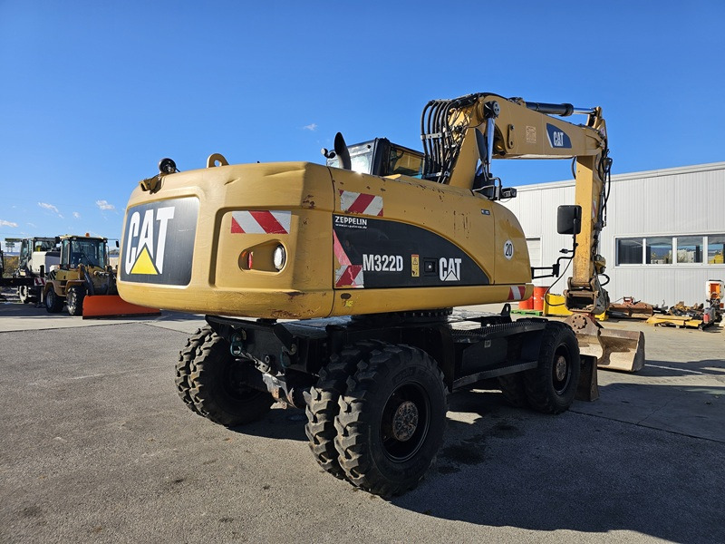 CATERPILLAR M322D - Escavatore gommato: foto 3 CATERPILLAR M322D - Escavatore gommato: foto 3