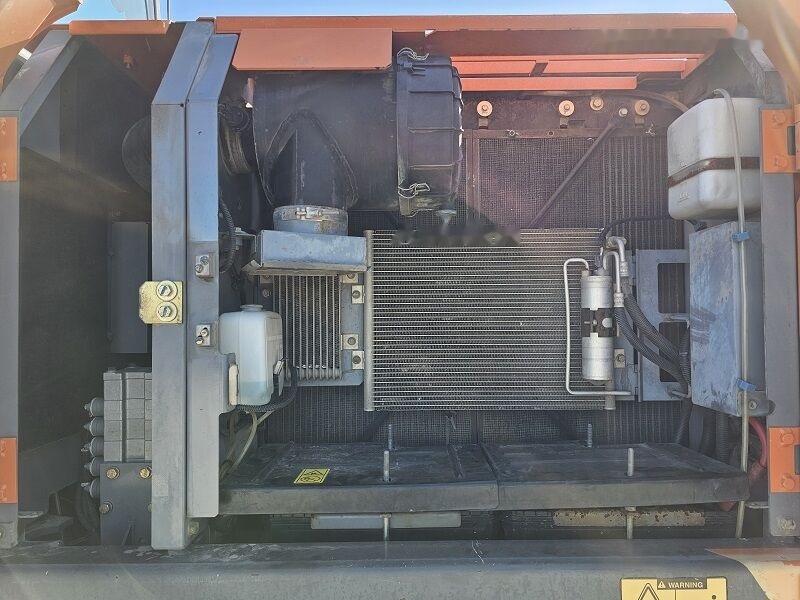 Escavatore gommato Hitachi ZX190W-3: foto 16