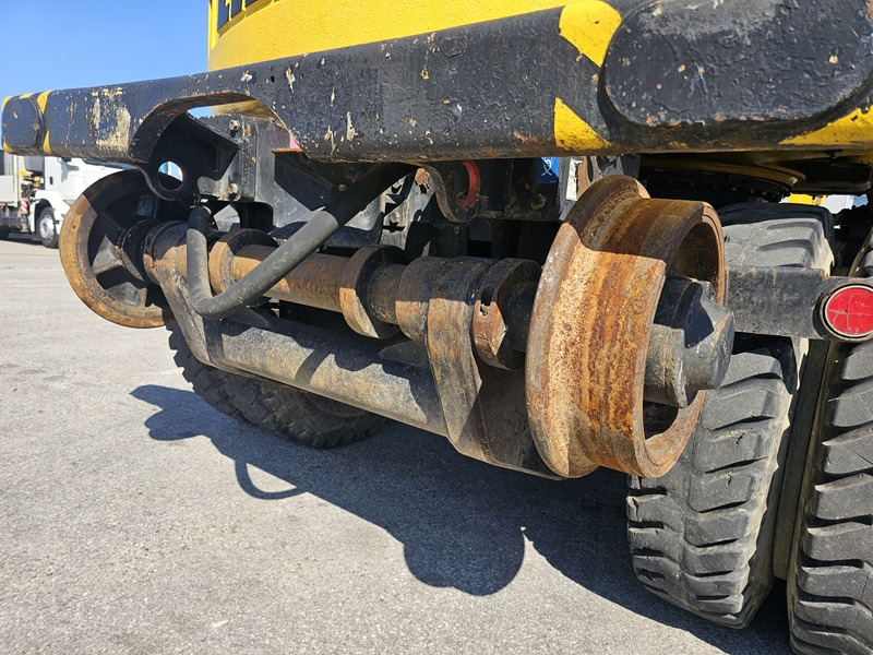 Escavatore gommato LIEBHERR A900C ZW: foto 20 Escavatore gommato LIEBHERR A900C ZW: foto 20