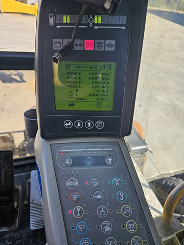 Escavatore gommato LIEBHERR A900C ZW: foto 11 Escavatore gommato LIEBHERR A900C ZW: foto 11