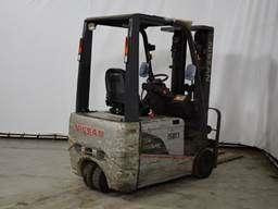 Nissan TX 3/16 - Carrello elevatore elettrico: foto 2 Nissan TX 3/16 - Carrello elevatore elettrico: foto 2