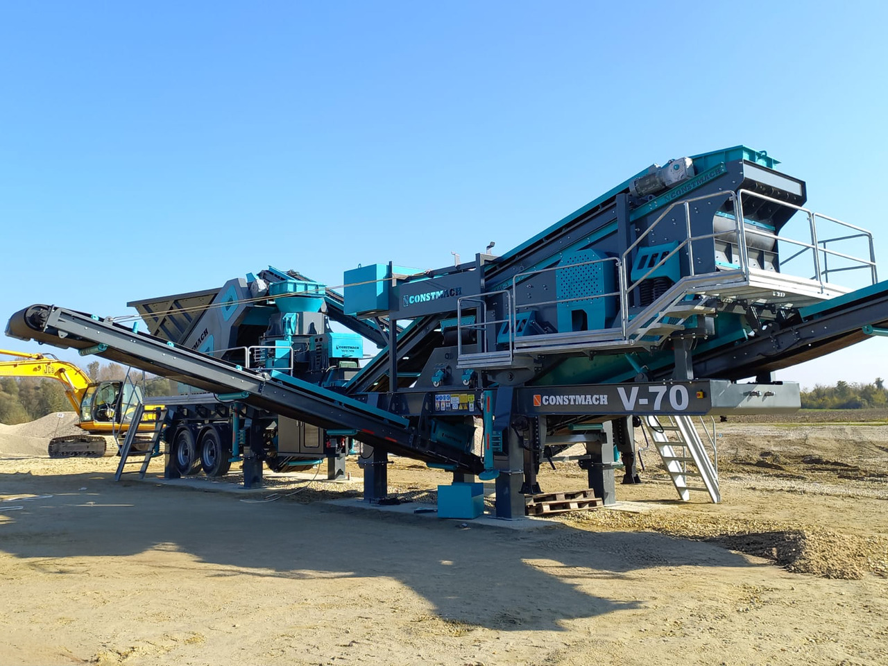 Constmach 100-150 Ton Capacity Mobile Vertical Shaft Impact Crusher - Frantoio mobile: foto 4 Constmach 100-150 Ton Capacity Mobile Vertical Shaft Impact Crusher - Frantoio mobile: foto 4