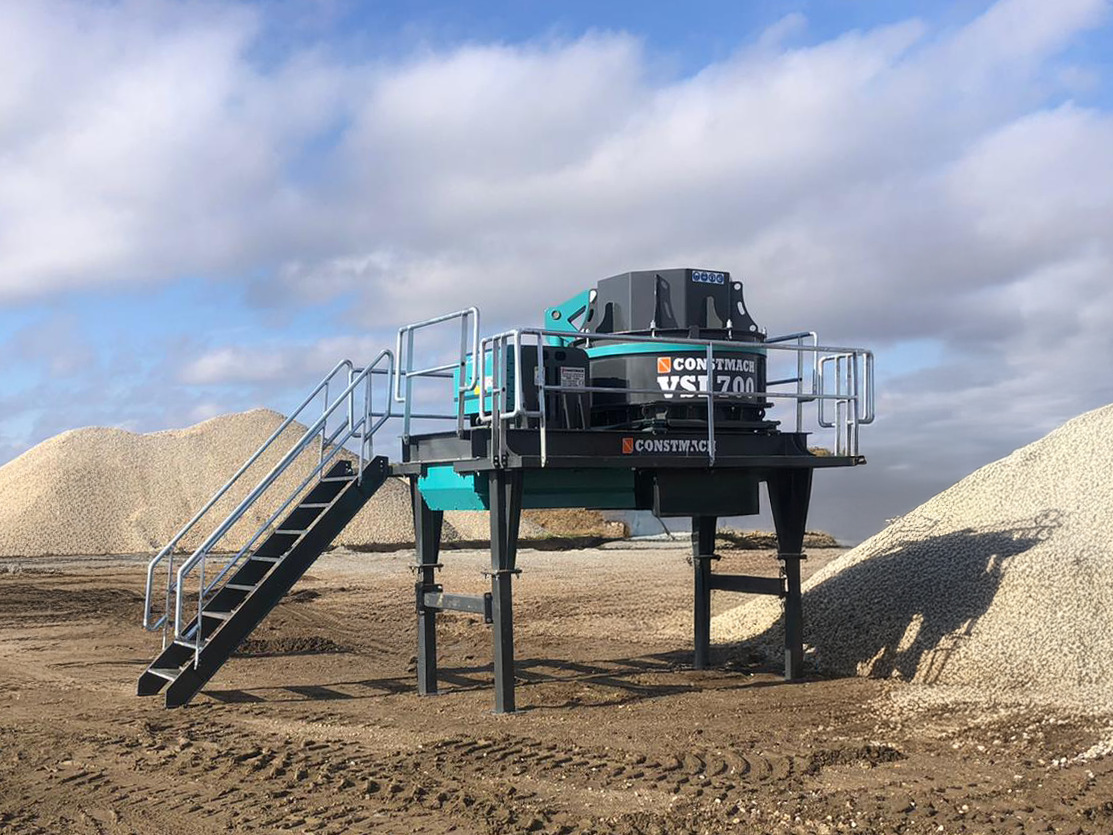 Constmach Concasseur à Percussion à Axe Vertical d'une Capacité de 65 à 400 T/H - Frantoio a urto: foto 3 Constmach Concasseur à Percussion à Axe Vertical d'une Capacité de 65 à 400 T/H - Frantoio a urto: foto 3