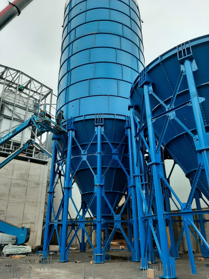 Constmach Silo à Ciment d'une Capacité de 3000 Tonnes - Silo cemento: foto 1 Constmach Silo à Ciment d'une Capacité de 3000 Tonnes - Silo cemento: foto 1