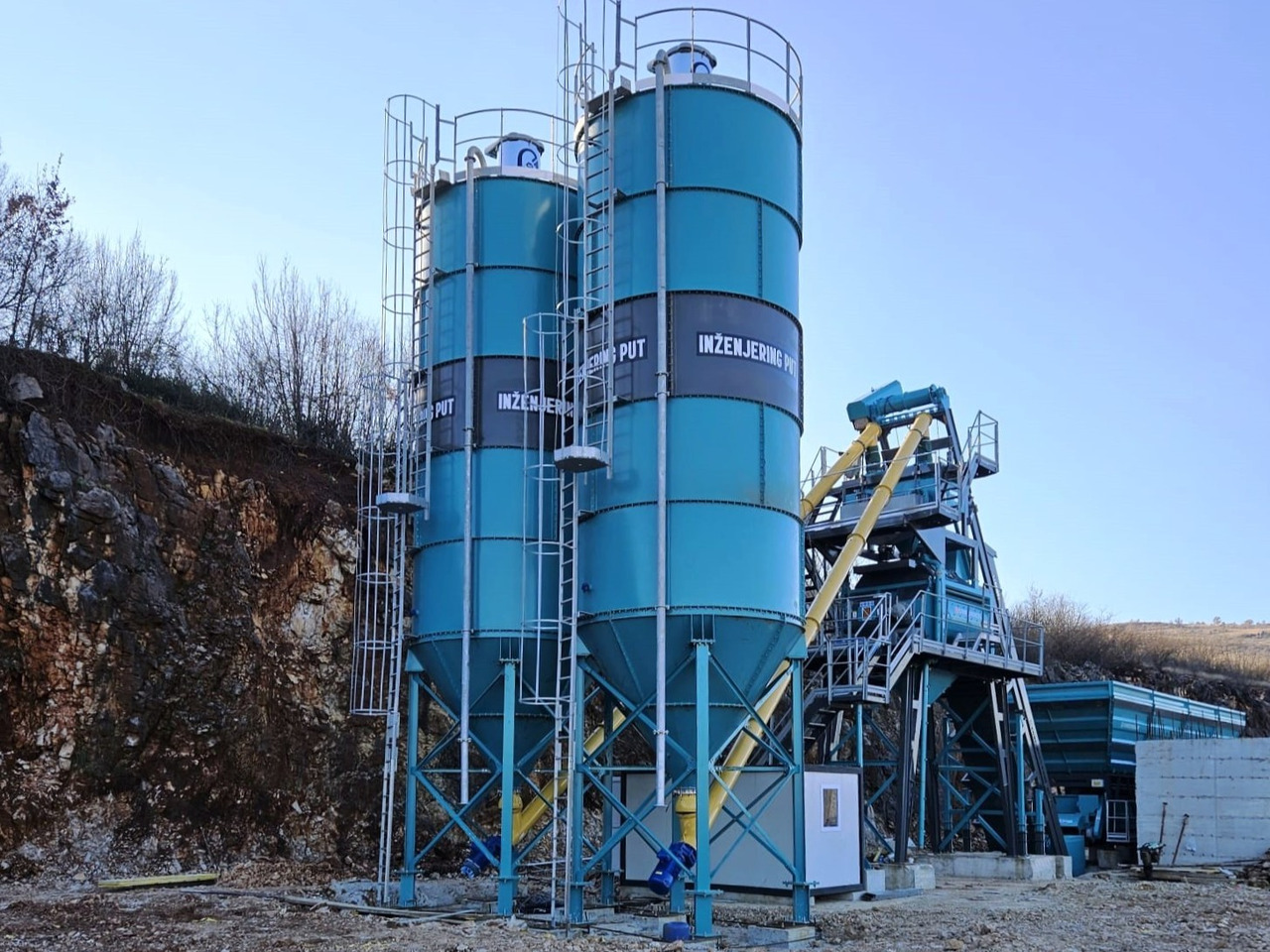 Constmach Silo à Ciment d'une Capacité de 75 Tonnes - Silo cemento: foto 1 Constmach Silo à Ciment d'une Capacité de 75 Tonnes - Silo cemento: foto 1