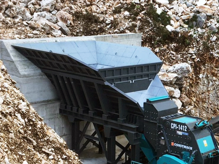 Constmach Vibrating Bunker Feeder In Capacities From 80 To 500 Tons - Macchina mineraria: foto 1 Constmach Vibrating Bunker Feeder In Capacities From 80 To 500 Tons - Macchina mineraria: foto 1