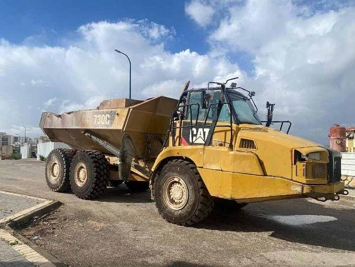CAT 730C - Dumper articolato: foto 1 CAT 730C - Dumper articolato: foto 1
