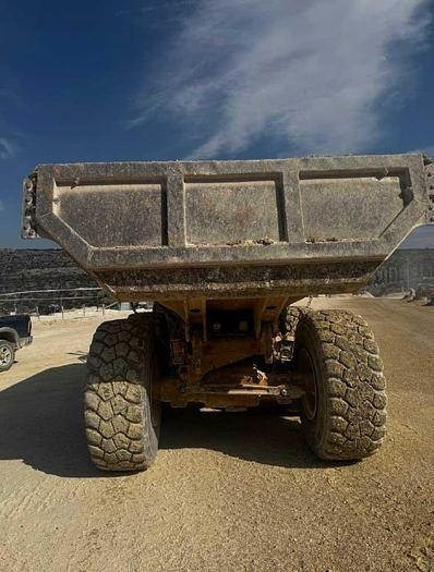 CAT 730C2 - Dumper articolato: foto 4 CAT 730C2 - Dumper articolato: foto 4