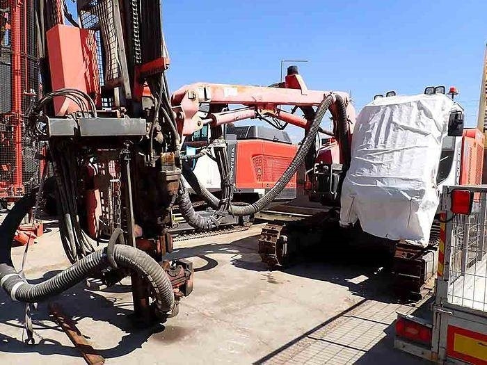 Sandvik DX800 - Perforatrice: foto 1 Sandvik DX800 - Perforatrice: foto 1
