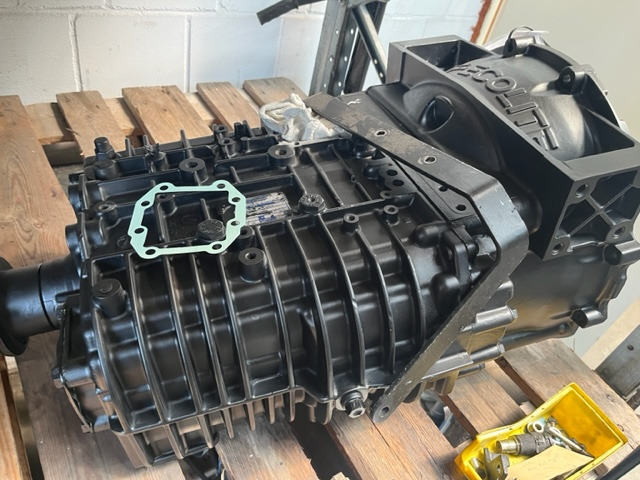 ZF 6S850 Ecolite mit Garantie - Cambio per Camion: foto 1 ZF 6S850 Ecolite mit Garantie - Cambio per Camion: foto 1