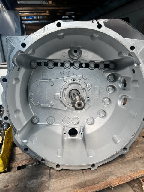 ZF 6S850 Ecolite mit Garantie - Cambio per Camion: foto 2 ZF 6S850 Ecolite mit Garantie - Cambio per Camion: foto 2