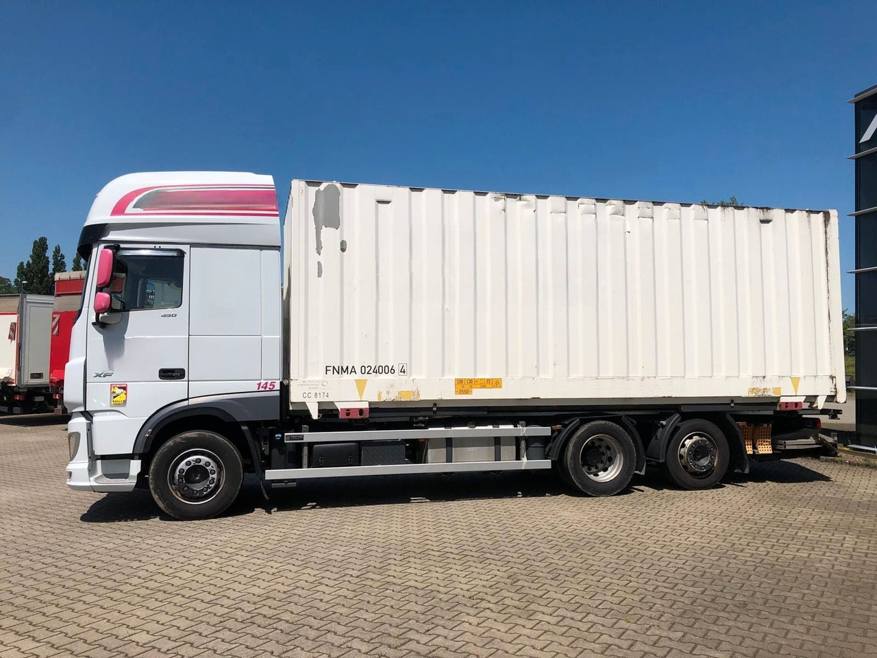 DAF XF450 SSC Lenk/Lift*LBW*AHK*Standklima - Autocarro portacontainer/ Caisse interchangeable: foto 2 DAF XF450 SSC Lenk/Lift*LBW*AHK*Standklima - Autocarro portacontainer/ Caisse interchangeable: foto 2