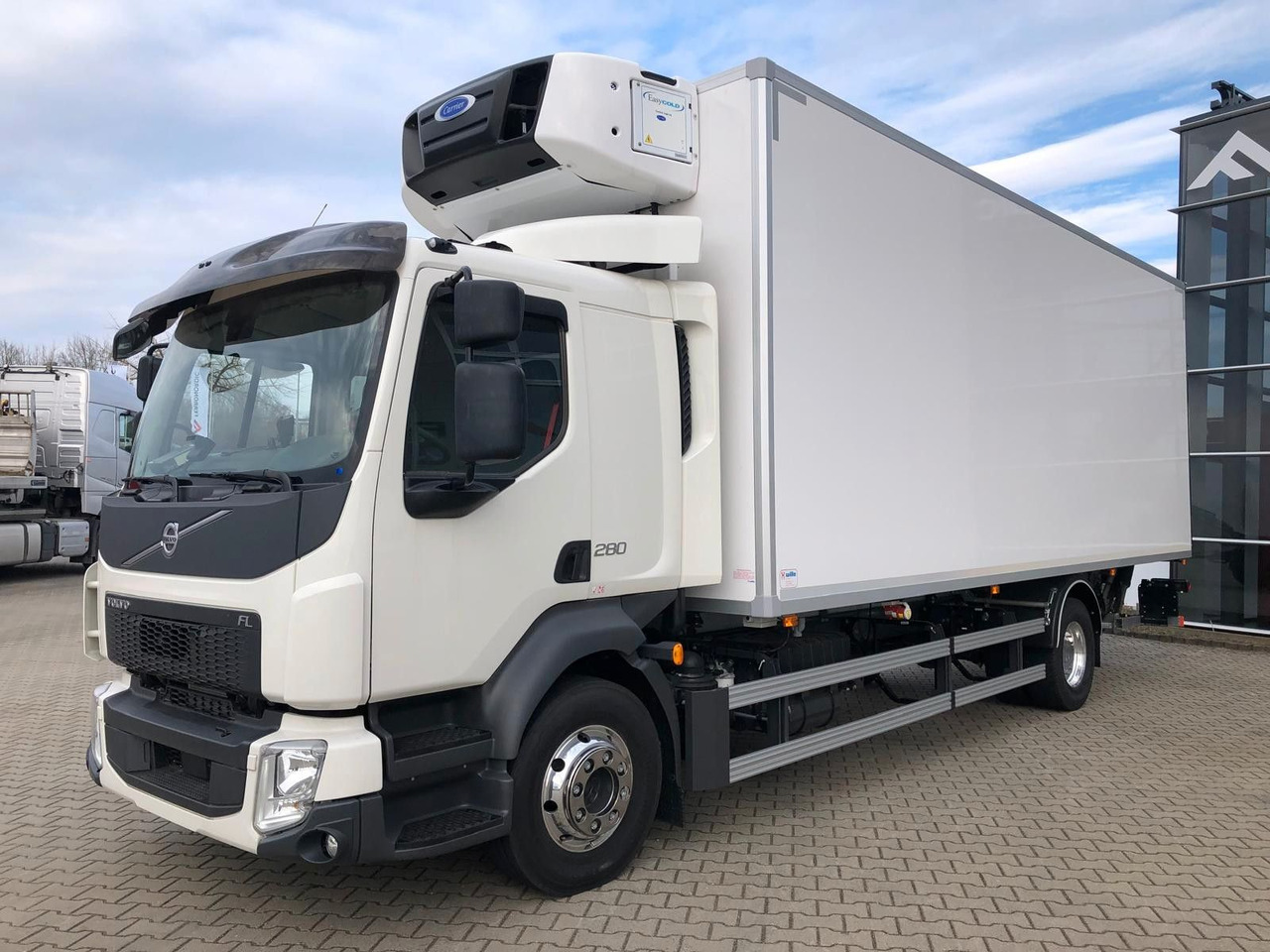 Volvo FL16.280 VollLuft*LBW *Carrier Supra850*a.Miete - Autocarro frigorifero: foto 2 Volvo FL16.280 VollLuft*LBW *Carrier Supra850*a.Miete - Autocarro frigorifero: foto 2