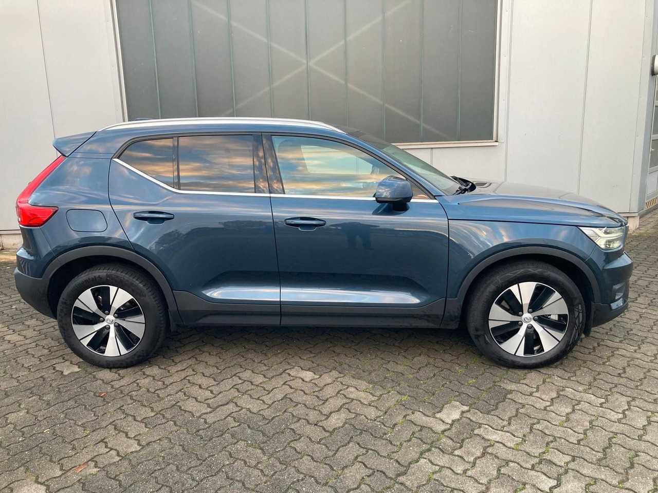 Volvo XC 40 T4 Inscription Expr. Recharge Plug-In Hyb - SUV/ Fuoristrada: foto 2 Volvo XC 40 T4 Inscription Expr. Recharge Plug-In Hyb - SUV/ Fuoristrada: foto 2