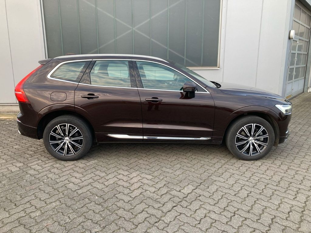 Volvo XC 60 B5 Inscription AWD (Diesel) - SUV/ Fuoristrada: foto 2 Volvo XC 60 B5 Inscription AWD (Diesel) - SUV/ Fuoristrada: foto 2
