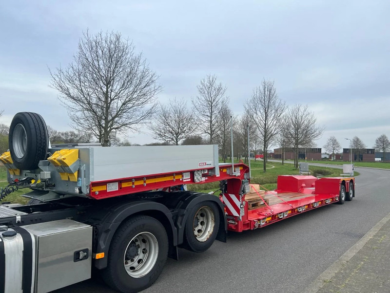Max Trailer MAX510 F-S42-2GXX - Semirimorchio pianale ribassato: foto 2 Max Trailer MAX510 F-S42-2GXX - Semirimorchio pianale ribassato: foto 2