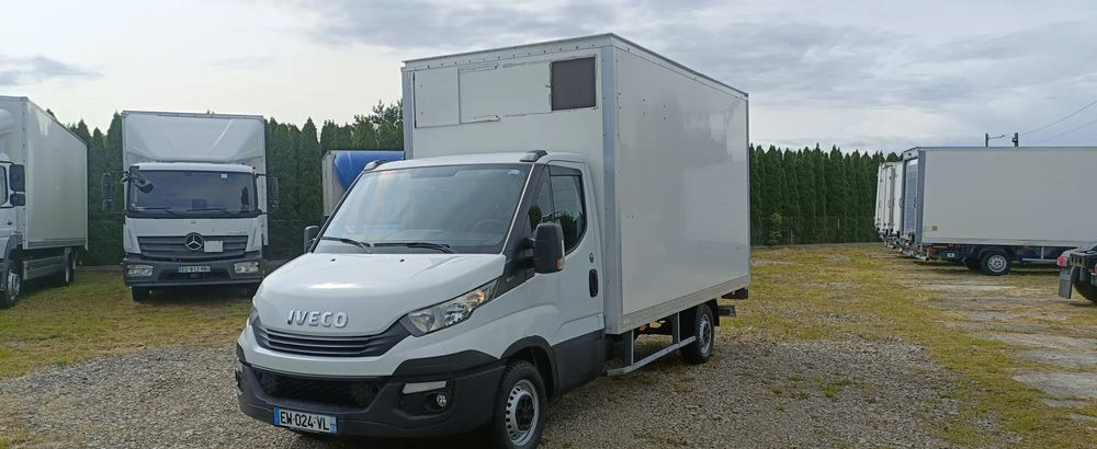 Iveco Daily 35S16 - Furgone box: foto 2 Iveco Daily 35S16 - Furgone box: foto 2