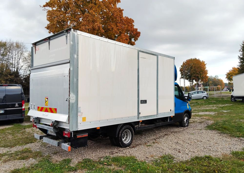 Iveco Daily 70C18 - Autocarro furgonato: foto 3 Iveco Daily 70C18 - Autocarro furgonato: foto 3